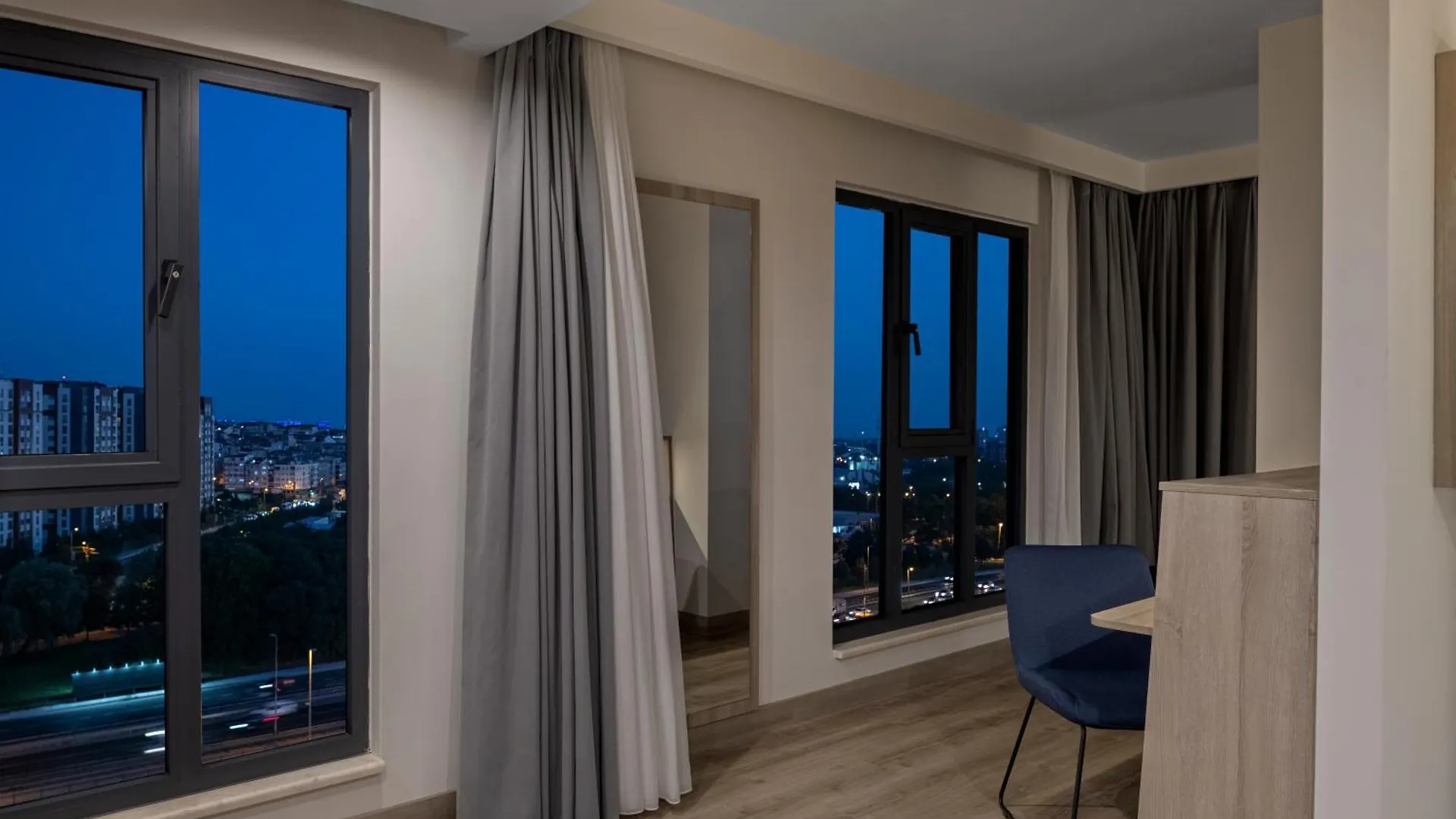 Hampton By Hilton Istanbul Merter Hotel